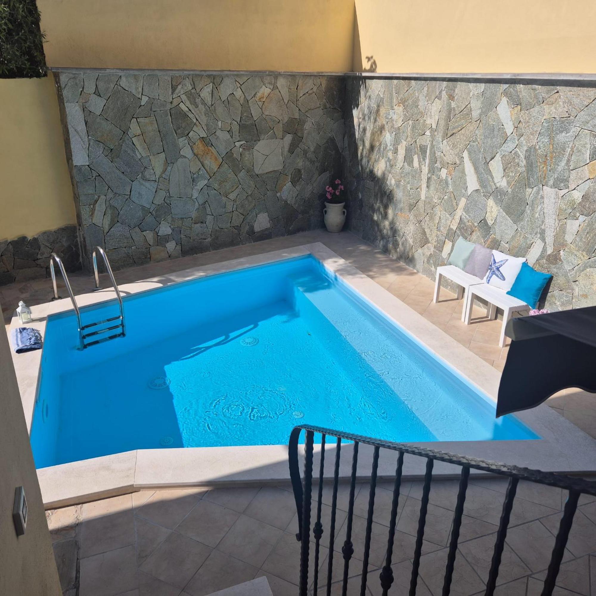 Exclusive Use Swimming Pool Available From June To September Кальяри Экстерьер фото